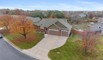 220 S Onewood Dr, Andover, KS 67002