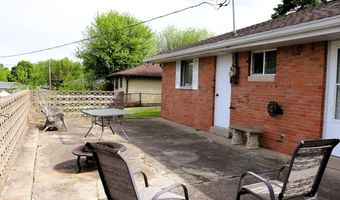 706 Bobs Ct, Beech Grove, IN 46107