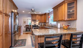 14 Briarwood Ln, Amherst, NH 03031
