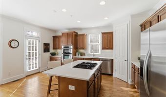 1812 Adagio Dr, Alpharetta, GA 30009