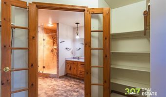 28 Grande View Dr, Cody, WY 82414
