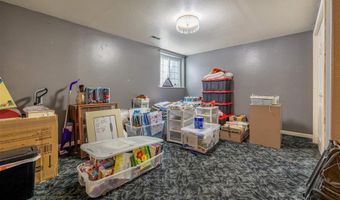 508 River View Dr, Cody, WY 82414