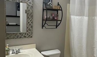 634 E BELLERIVE Pl, Chandler, AZ 85249