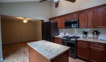 16 Hemlock Dr, Alloway, NJ 07462