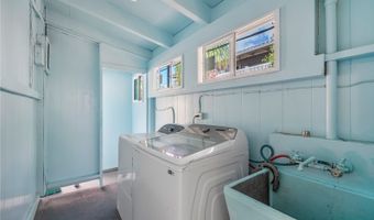 7223 Naohe St, Honolulu, HI 96825