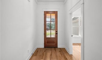 32 S Cheshnut Dr, Bella Vista, AR 72714