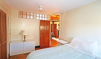 12 Draper Ave, Middletown, RI 02842