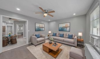 1614 R St SE, Washington, DC 20020