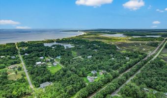 5177 Herron St, Bay St. Louis, MS 39520