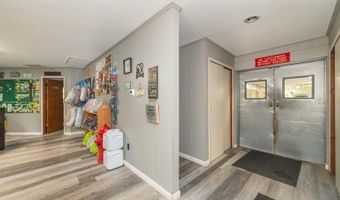 40 Brighton Rd, Andover, NJ 07821