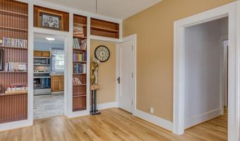 411 N B St, Arkansas City, KS 67005