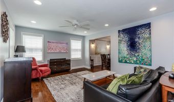 37 Union St, Lincoln, RI 02865