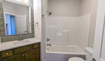 727 E Lexington Ln, Andover, KS 67002