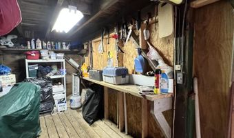 92 Red Gate Ln, Acton, ME 04001