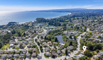 1931 Dolphin Dr, Aptos, CA 95003