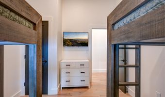 21 Hidden Glade Dr, Bartlett, NH 03845