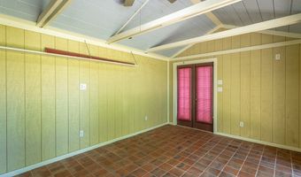 15 8th St, Apalachicola, FL 32320
