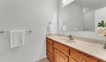 24370 Lawrence 2210, Aurora, MO 65605