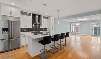 111 B St 8, Boston, MA 02127