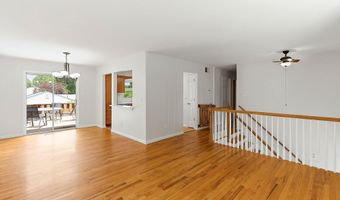 59 Park Ave, Bayville, NJ 08721