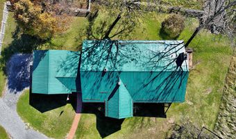 5557 Flat Mountain Rd, Alderson, WV 24910