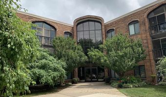 6302 Mineral Point Rd 303, Madison, WI 53705