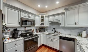 895 Woodlawn Rd UNIT 3, Bardstown, KY 40004