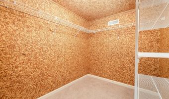 16 Thistle Holw 16, Avon, CT 06001