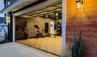 2708 York Rd, Carlsbad, CA 92010
