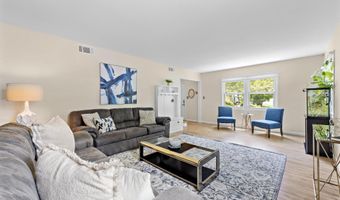 140 Idlebrook Ln, Aberdeen, NJ 07747