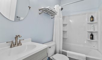 17 Highwoods Dr 16 and 17, Bartlett, NH 03812