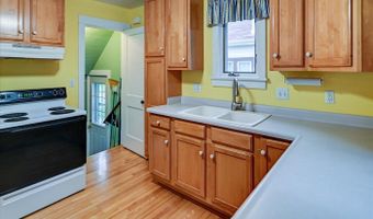 3513 Margaret St, Madison, WI 53714