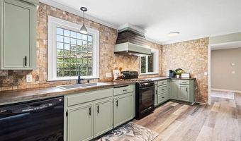 2936 Ridge Rd, Bartlesville, OK 74006