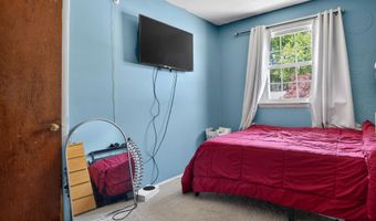 726 PLUMTREE Ln, Claymont, DE 19703