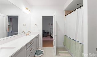 1527 St George, Charlotte, NC 28205