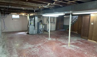 682 Budlong St, Adrian, MI 49221
