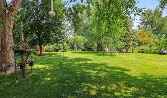 N254 MEADOWBREEZE Court, Appleton, WI 54915