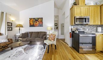 144 N 2nd St, Ashland, OR 97520