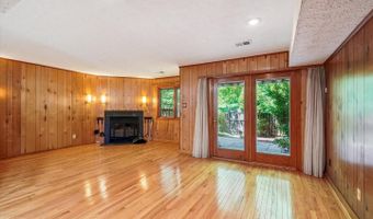 4720 DEER RUN Ct, Alexandria, VA 22306