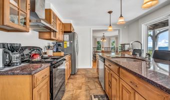 27 Highview Ter, Belfast, ME 04915