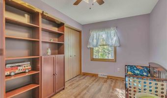 1943 N Forest Rd, Amherst, NY 14221