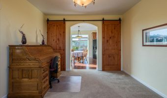 757 NEWPORT Ave SW, Bandon, OR 97411