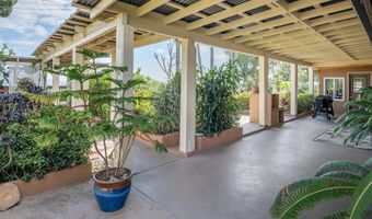 7945 Shadow Hill Dr, La Mesa, CA 91941