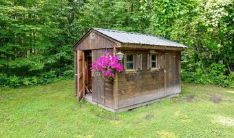 216 Wood Ln, Alburgh, VT 05440