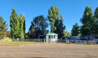 1121 Cedar St, Carlin, NV 89822