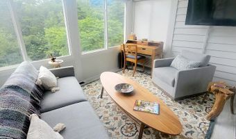35 Cedarcliff Cir, Asheville, NC 28803