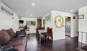 75 Oak St, Amityville, NY 11701