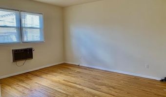 34 E 32ND St C8, Bayonne, NJ 07002