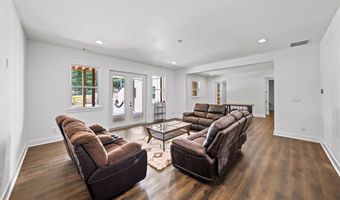 1380 Cronic Town Rd, Auburn, GA 30011