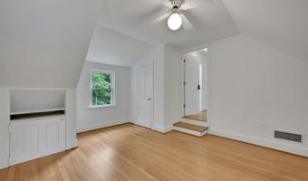 12 Laurel Ln, Darien, CT 06820
